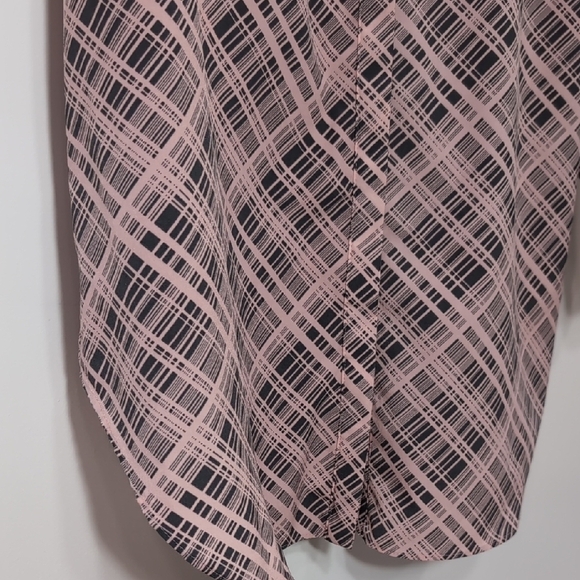 NWOT BCBGMaxAzria | Pink Grey Patterned Button Down Lightweight Oversized Size M - Picture 4 of 8